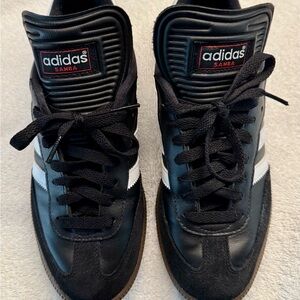 Adidas Samba Black and White Woman’s Sneakers